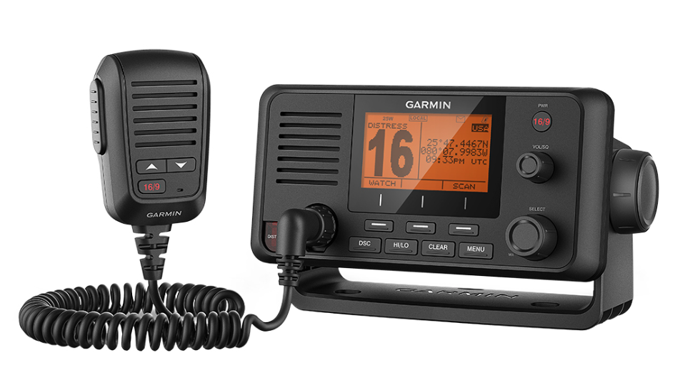 GARMIN VHF 215 MARINE RADIO